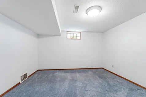 703 N Hokah Street Caledonia MN 55921