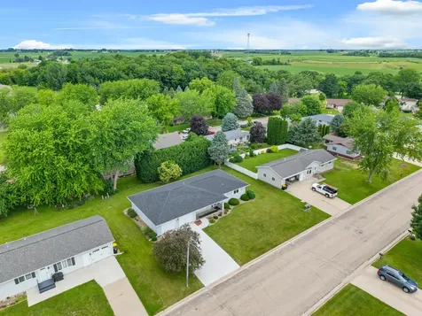 703 N Hokah Street Caledonia MN 55921