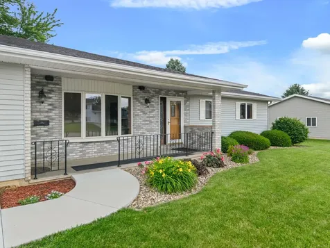 703 N Hokah Street Caledonia MN 55921