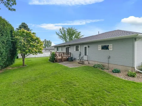 703 N Hokah Street Caledonia MN 55921