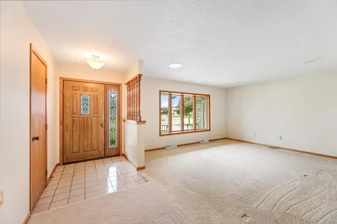 703 N Hokah Street Caledonia MN 55921