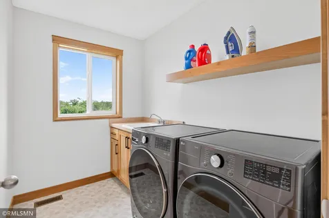 4845 130th Lane NE Blaine MN 55449