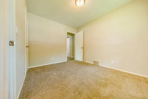 7840 Winsdale Street N Golden Valley MN 55427