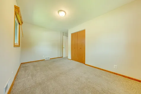 7840 Winsdale Street N Golden Valley MN 55427