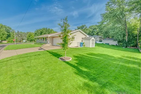 7840 Winsdale Street N Golden Valley MN 55427