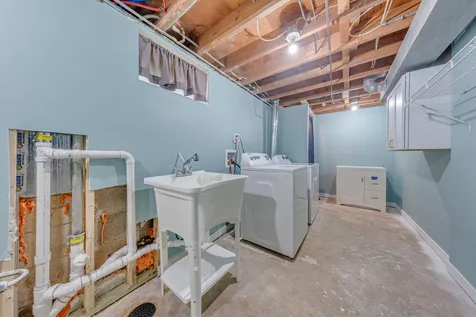7840 Winsdale Street N Golden Valley MN 55427