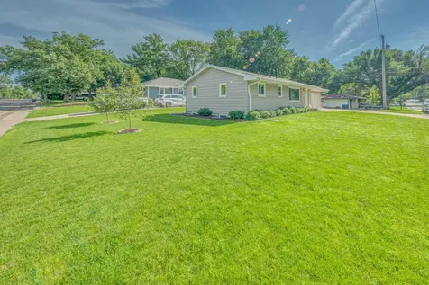7840 Winsdale Street N Golden Valley MN 55427