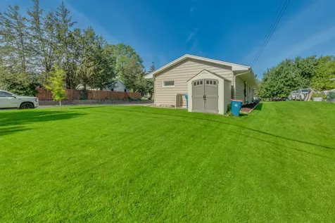 7840 Winsdale Street N Golden Valley MN 55427