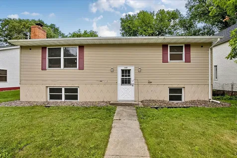 105 Barracuda Avenue SE Avon MN 56310