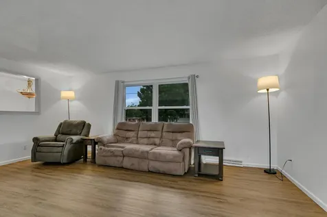 105 Barracuda Avenue SE Avon MN 56310