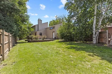 709 Sunrise Boulevard Redwood Falls MN 56283