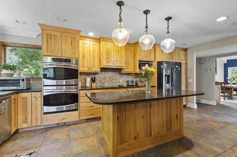 709 Sunrise Boulevard Redwood Falls MN 56283