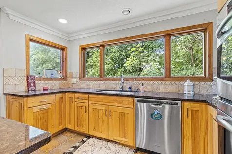 709 Sunrise Boulevard Redwood Falls MN 56283