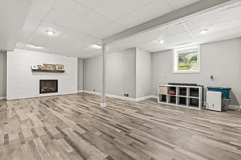 709 Sunrise Boulevard Redwood Falls MN 56283