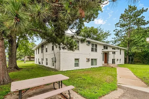 752 Southview Drive Anoka MN 55303