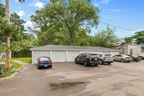 752 Southview Drive Anoka MN 55303