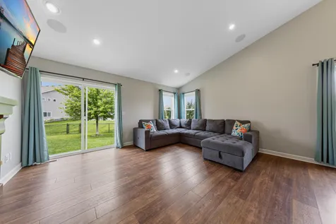 601 Stonegate Circle Waconia MN 55387