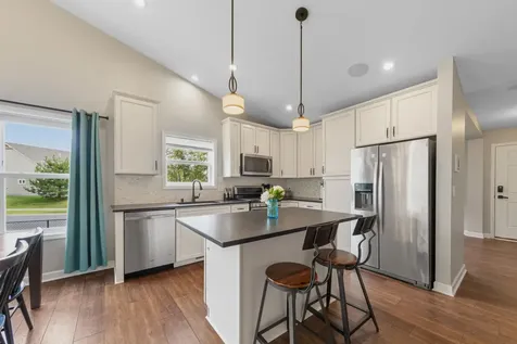 601 Stonegate Circle Waconia MN 55387