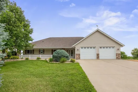 1175 Dale Street SW Hutchinson MN 55350