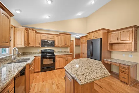 1175 Dale Street SW Hutchinson MN 55350