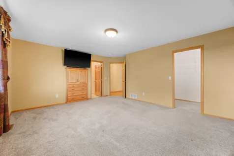 1175 Dale Street SW Hutchinson MN 55350