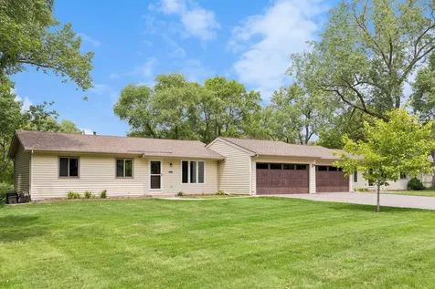 12216 Pioneer Road Minnetonka MN 55343