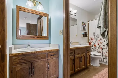 4316 Thornhill Lane Vadnais Heights MN 55127