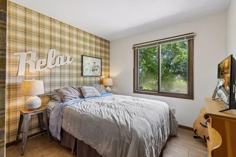 4316 Thornhill Lane Vadnais Heights MN 55127