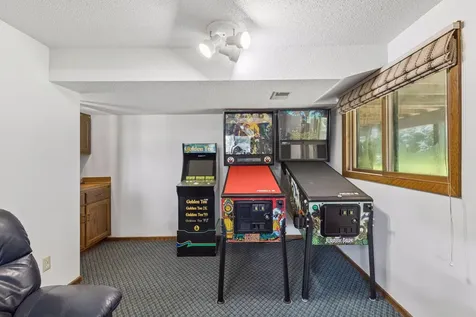 4316 Thornhill Lane Vadnais Heights MN 55127
