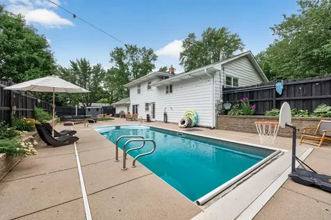 3506 Hilltop Street White Bear Lake MN 55110