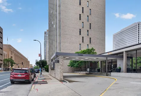 19 S 1st Street Minneapolis MN 55401