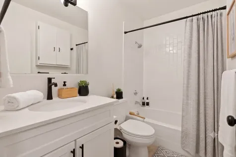 19 S 1st Street Minneapolis MN 55401