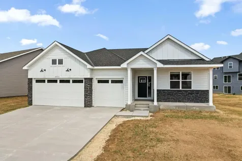4975 Noble Lane NW Rochester MN 55901