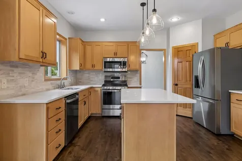 19925 English Court Farmington MN 55024