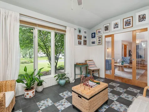 140 Lakeview Terrace Boulevard Waconia MN 55387