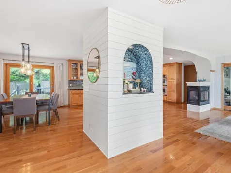 140 Lakeview Terrace Boulevard Waconia MN 55387