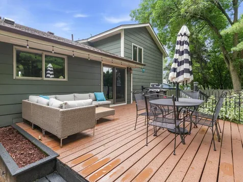 140 Lakeview Terrace Boulevard Waconia MN 55387