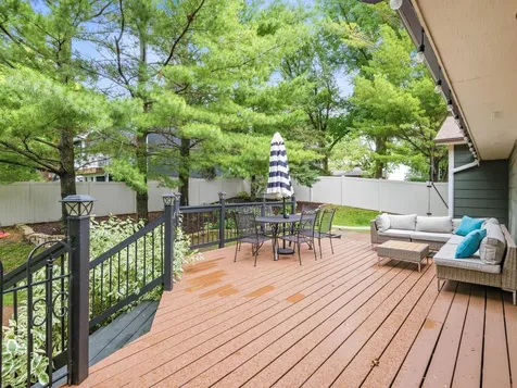 140 Lakeview Terrace Boulevard Waconia MN 55387
