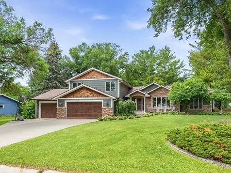 140 Lakeview Terrace Boulevard Waconia MN 55387