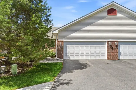 2446 Autumn Ridge Court Chanhassen MN 55317