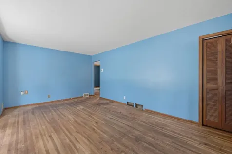 8126 Northern Drive Crystal MN 55427