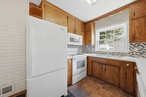 8126 Northern Drive Crystal MN 55427