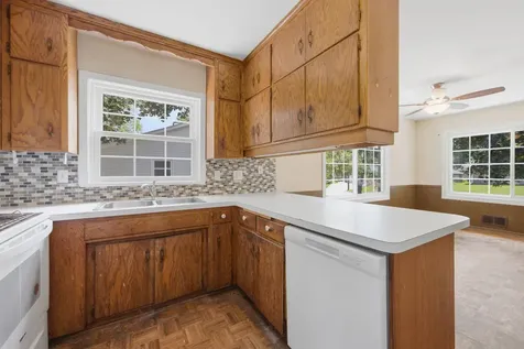 8126 Northern Drive Crystal MN 55427