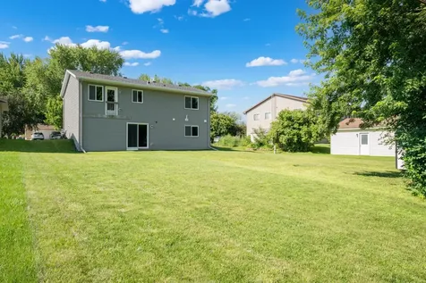 805 6th Street NE Stewartville MN 55976
