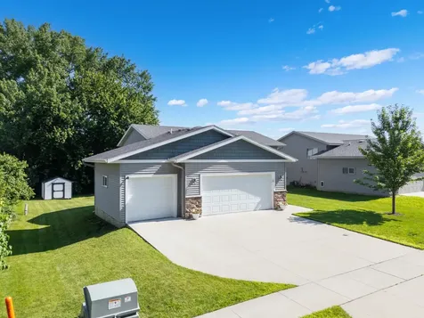 805 6th Street NE Stewartville MN 55976