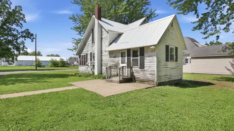427 E River Avenue Barron WI 54812