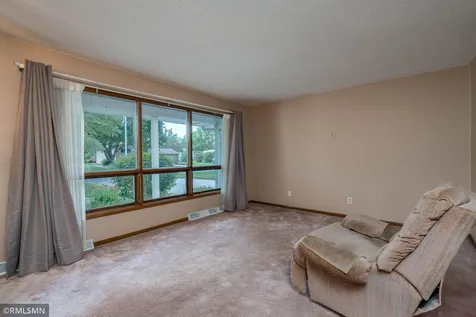 1506 James Drive Mankato MN 56003