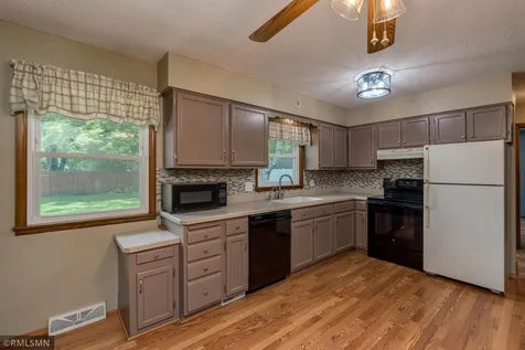 1506 James Drive Mankato MN 56003