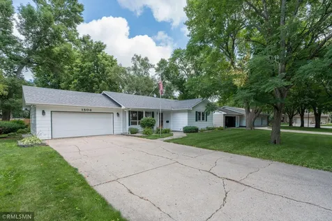 1506 James Drive Mankato MN 56003