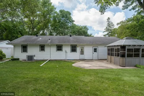 1506 James Drive Mankato MN 56003